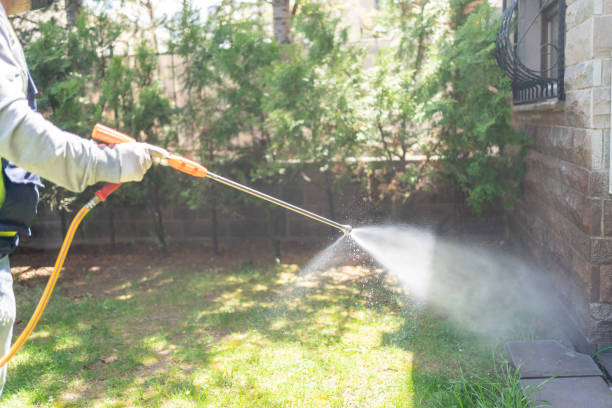 Best Commercial Pest Control Services  in Pleasant Hill, PA